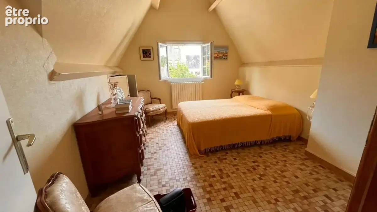 PÉNESTIN - À deux pas du centre, une maison familiale au fort potentiel - photo 8
