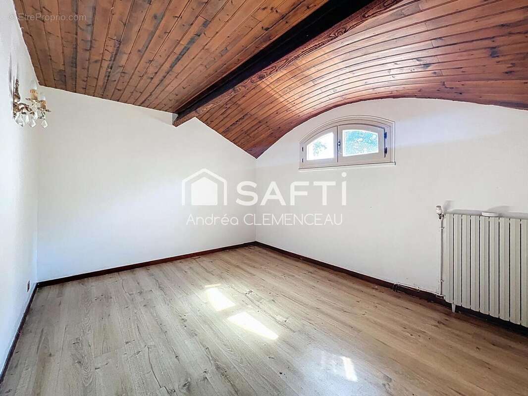 Photo 4 - Maison à PRIGNAC-ET-MARCAMPS