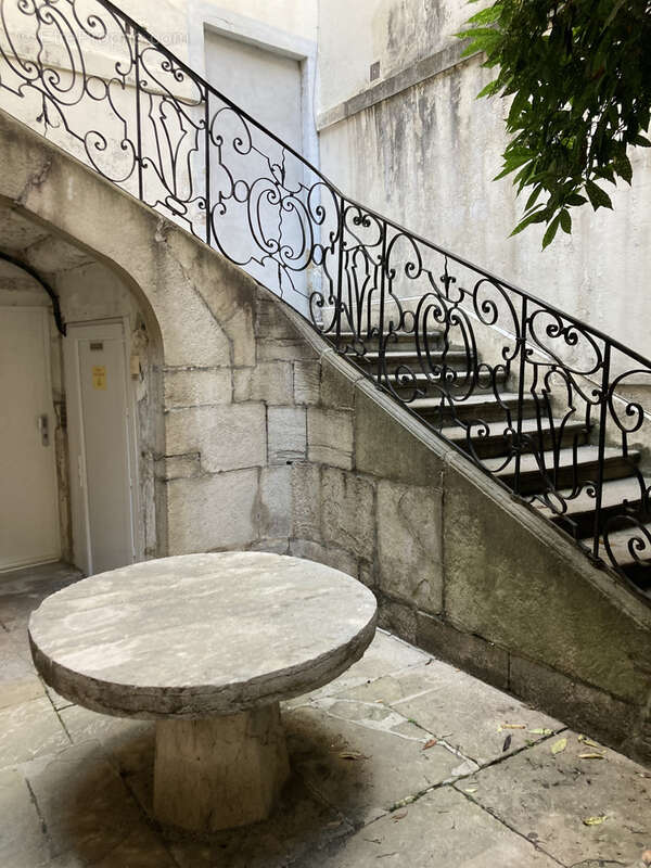 Appartement à LONS-LE-SAUNIER