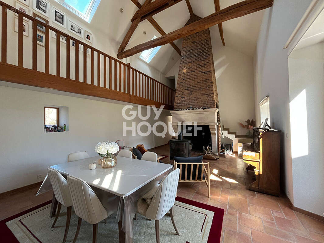 Maison à MILLY-LA-FORET