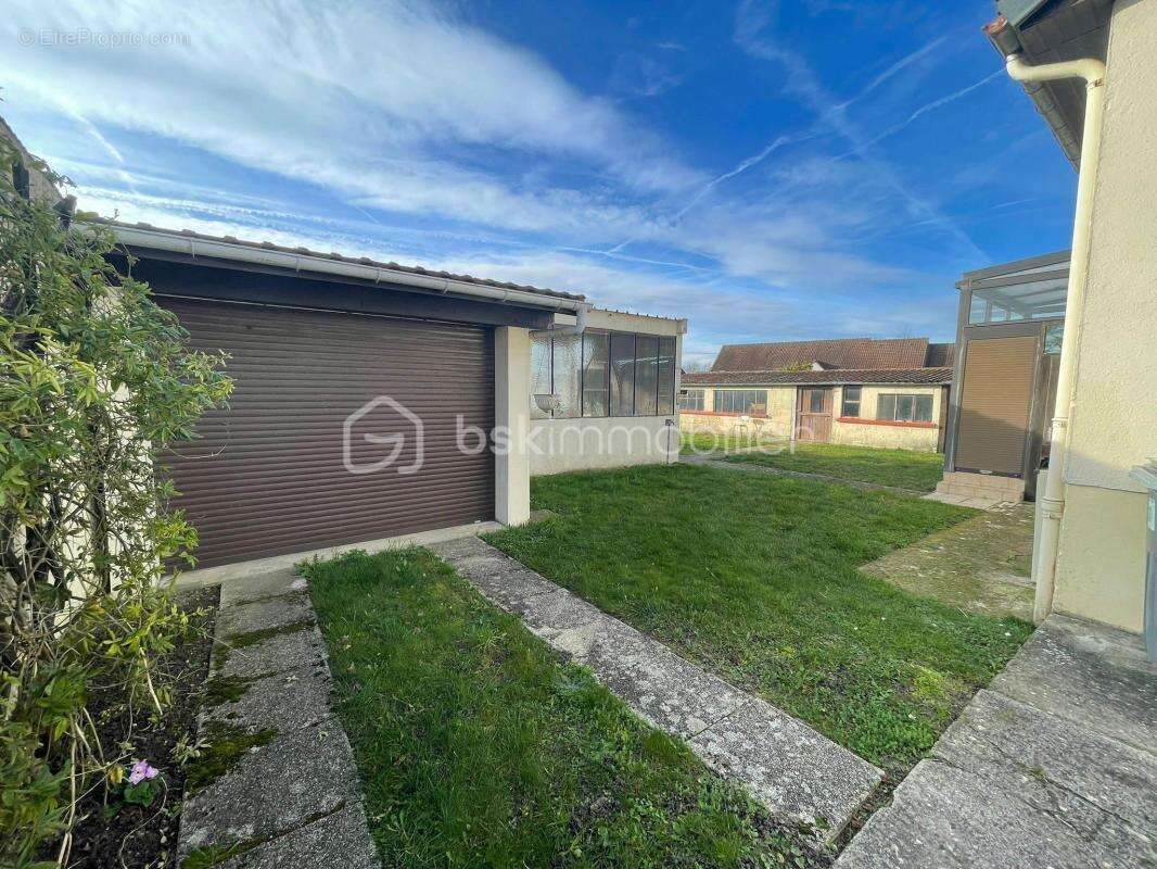 Maison à AULNOIS-SOUS-LAON