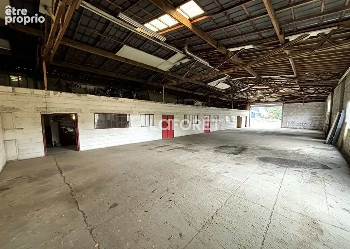 Entrepôt La Ferriere Aux Etangs 560 m2 - photo 1