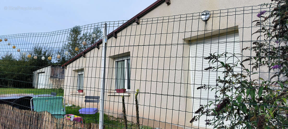 Appartement à AUZITS