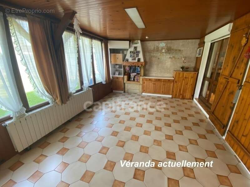 Maison à BLANZY