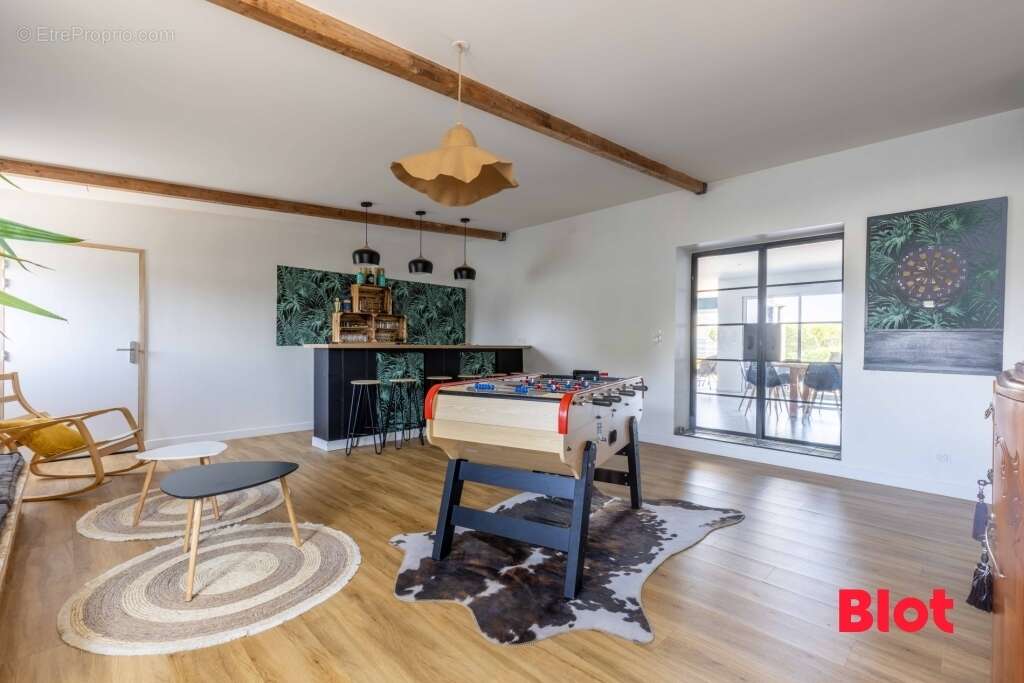 Maison à MONTAUBAN-DE-BRETAGNE