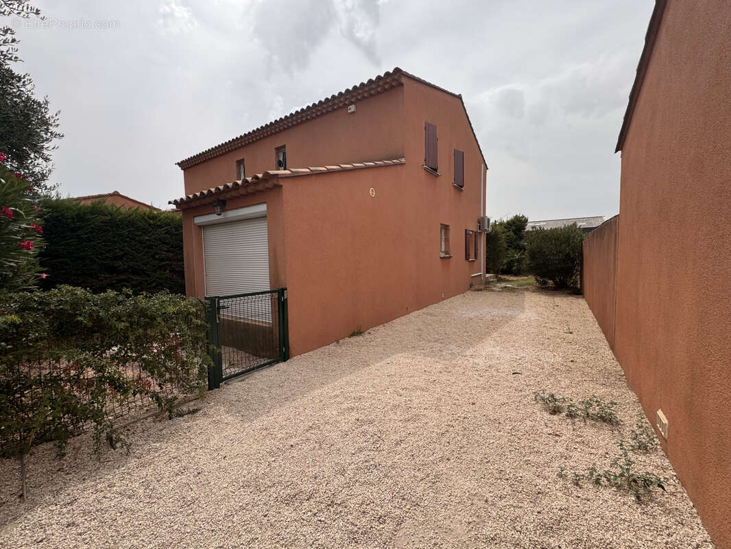 Maison à VEDENE