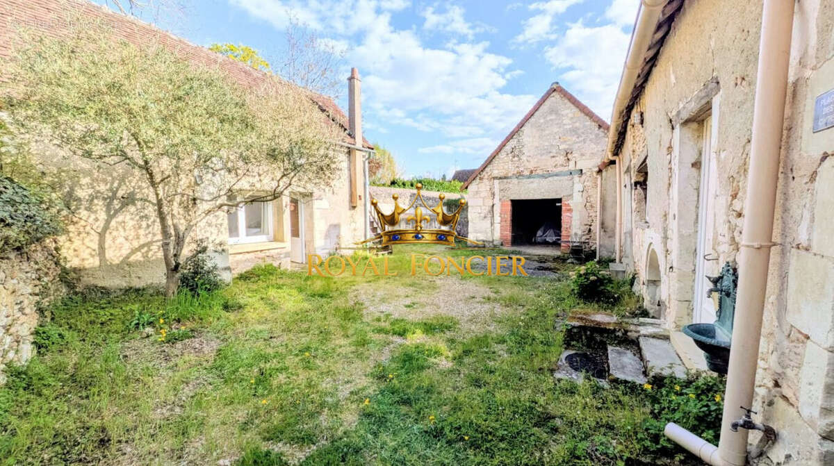 Maison 77 m² à Yzeures-Sur-Creuse  - photo 2