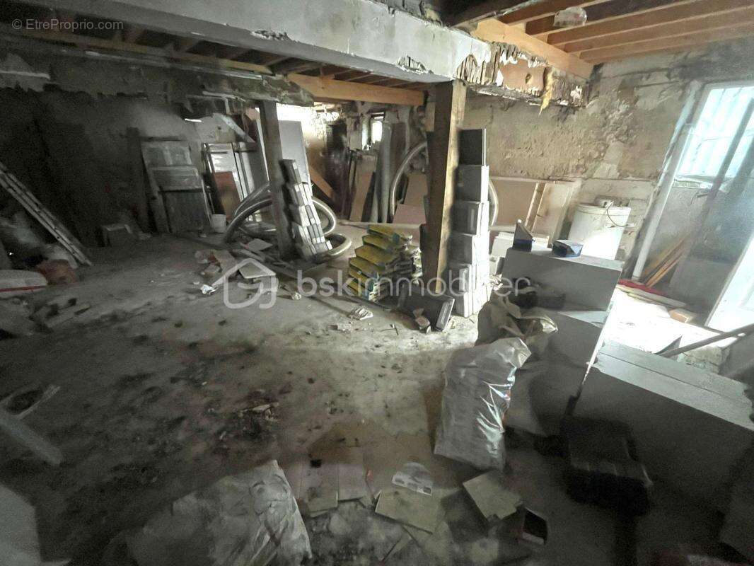 Appartement à BRIENON-SUR-ARMANCON