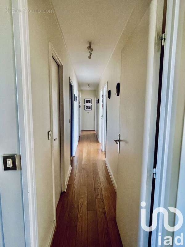 Photo 6 - Appartement à BAILLY