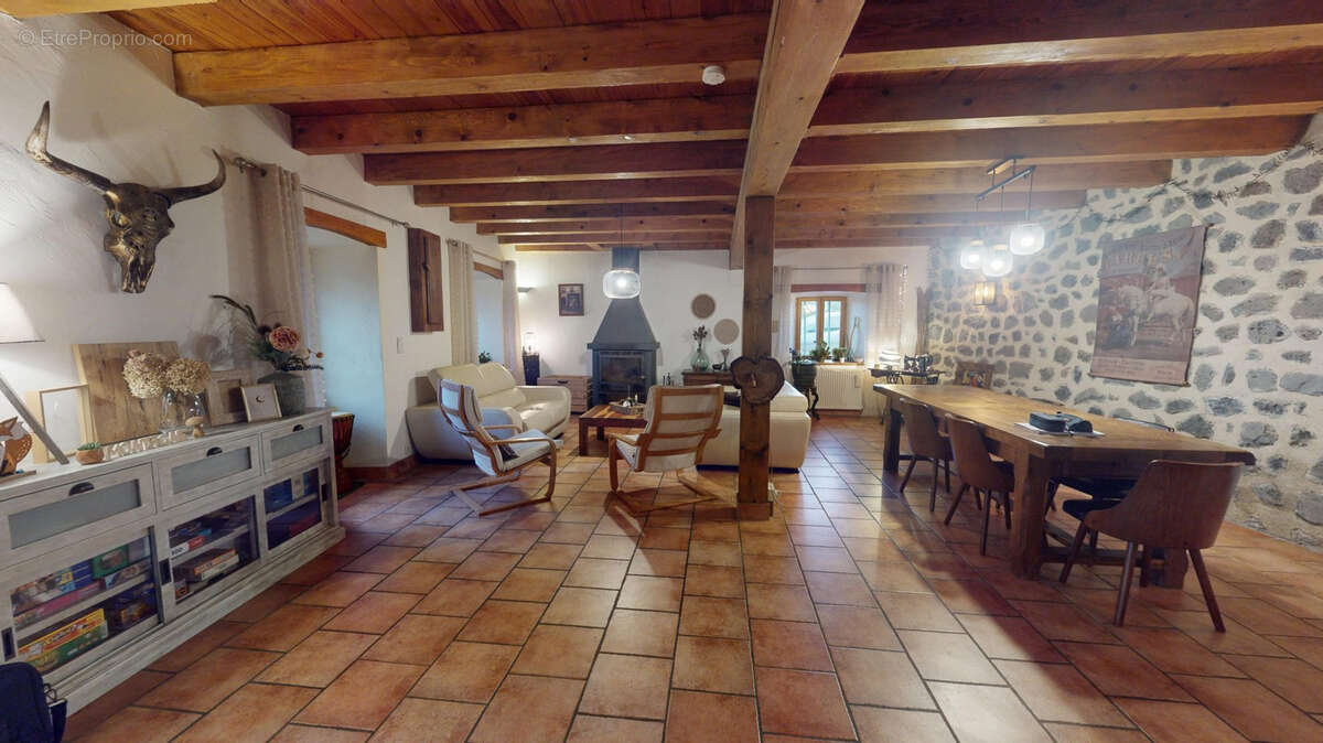 Maison à SAINT-HAON