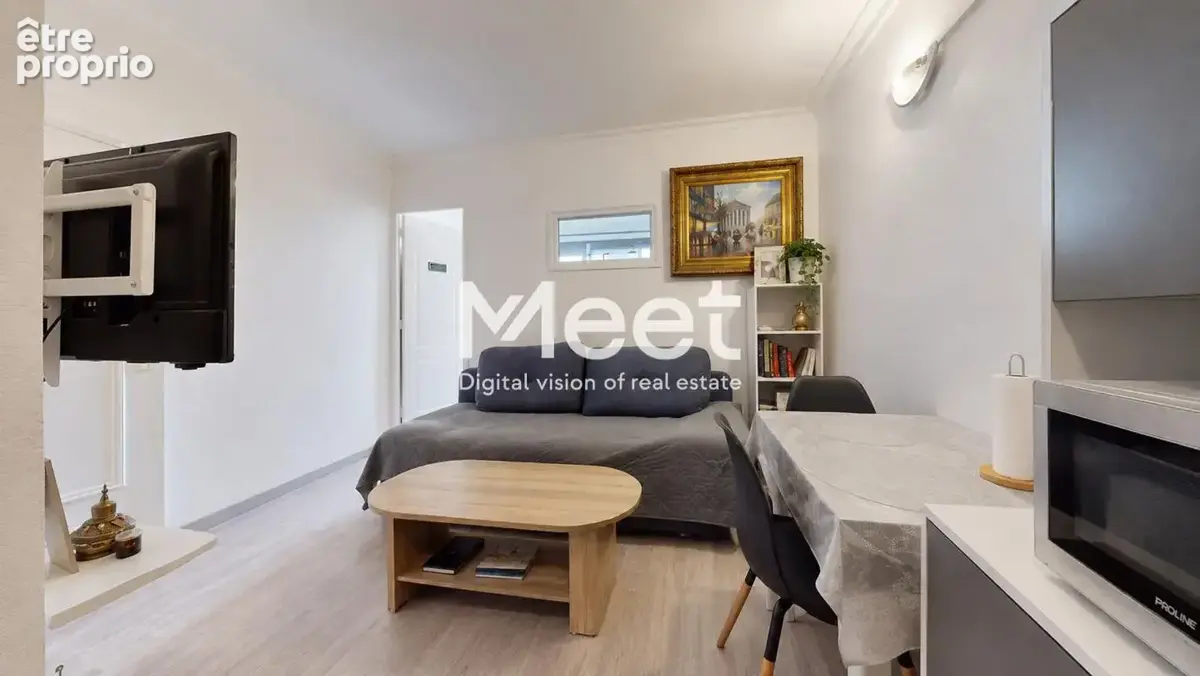 Appartement 2 pièces - 30,57 m² - parking - cave - vue dégagée - photo 4