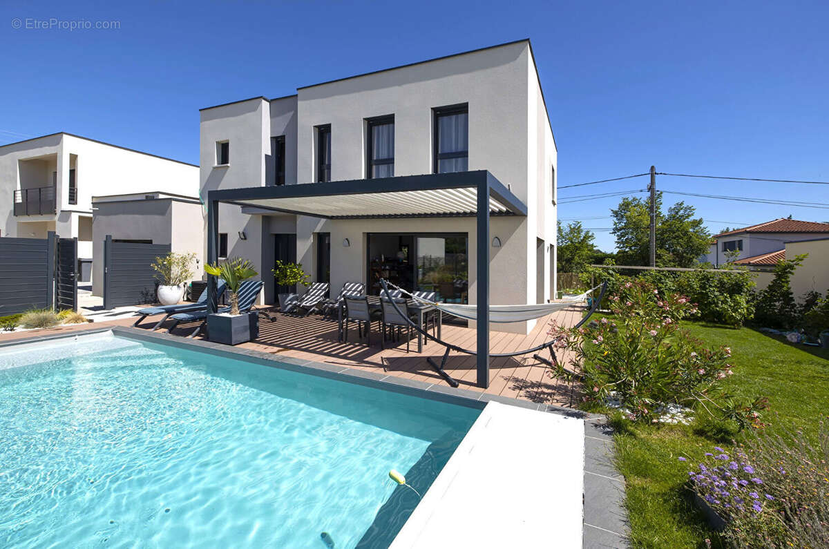 Maison à CHAPONOST