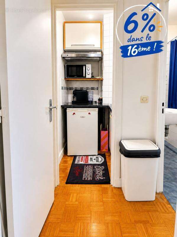 Appartement à PARIS-16E
