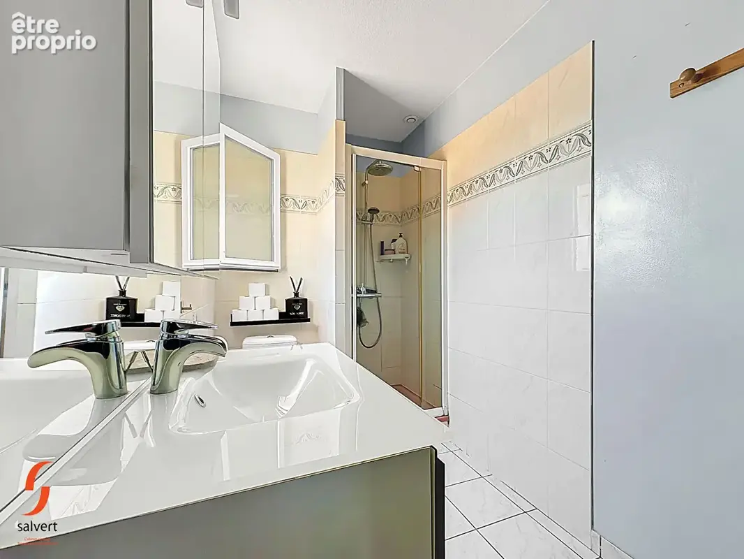 A vendre, Maison de plain pied 5 chambres  et un bureau, jardin de 1390m2 - photo 16