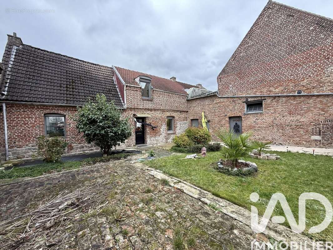 Photo 9 - Maison à GUESNAIN