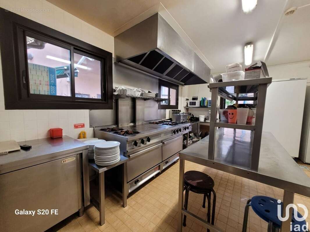 Photo 7 - Commerce à PARAY-LE-MONIAL