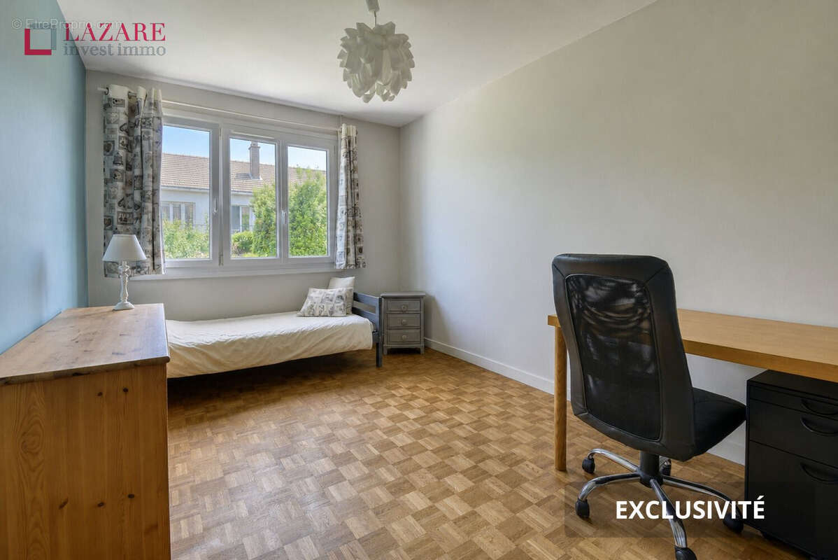 A vendre maison t9 nantes (haute mitrie) - photo 17