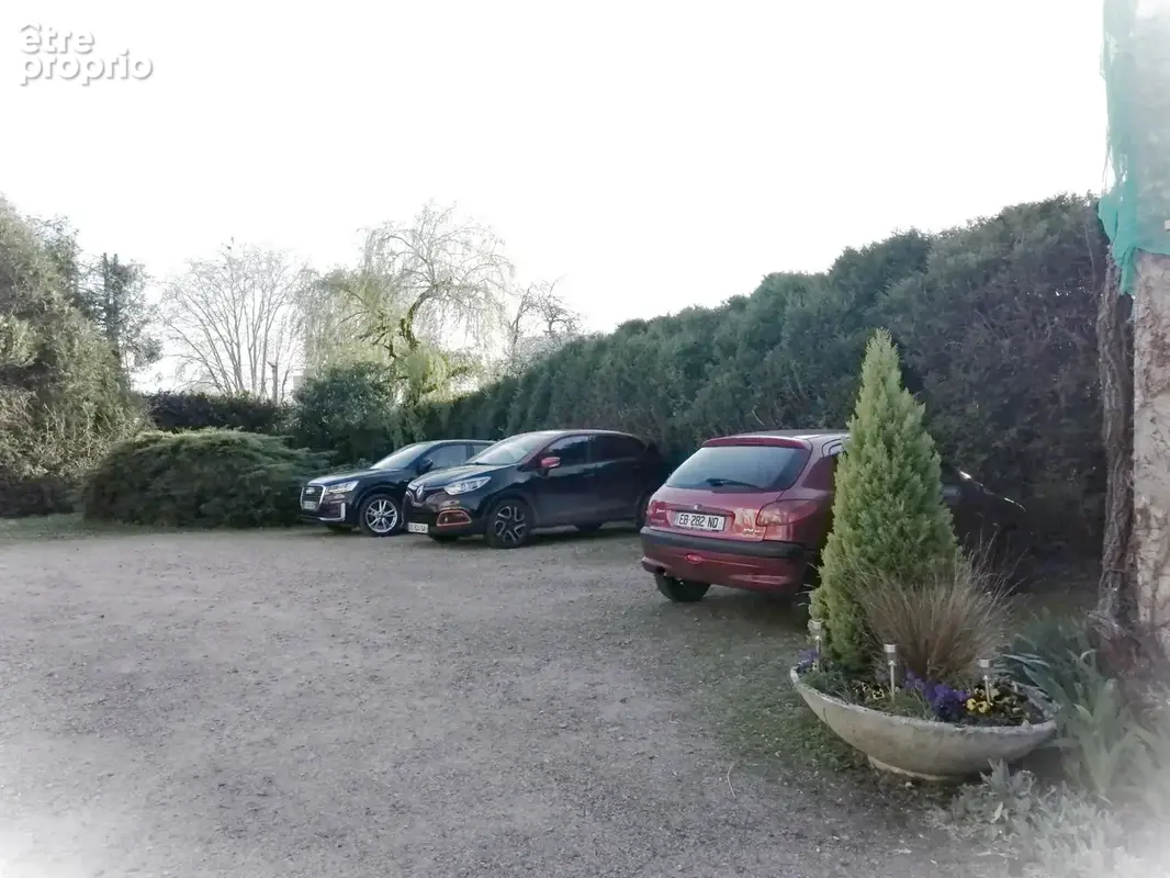 Nevers   rapport 9 % maison avec meubles, parking louee - photo 3