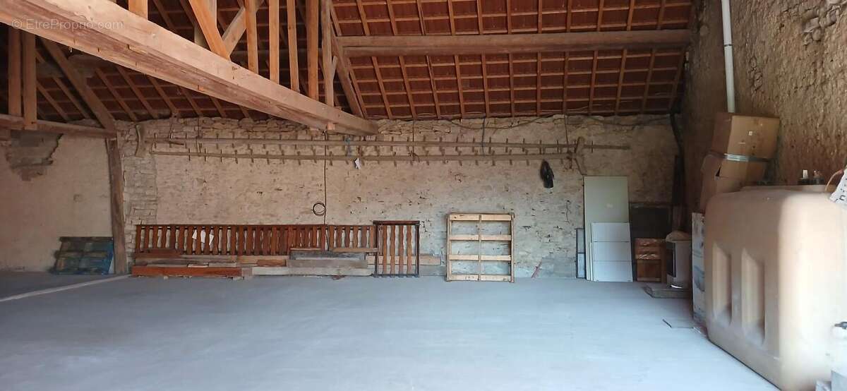 Domaine rural rénové , Maison , 2 logements  vaste dépendance - photo 14