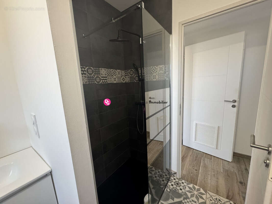 Maison 102 m² à Saint-Santin  - photo 7