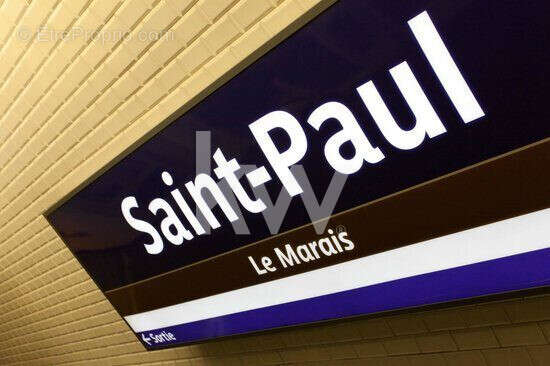 Autre à PARIS-4E