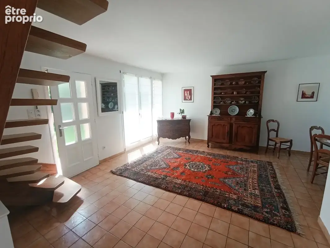 A VENDRE - ORSAY   Maison familiale lumineuse plein Sud avec jardin   7 pièces, d'environ 135,19 m2 au sol et - photo 5