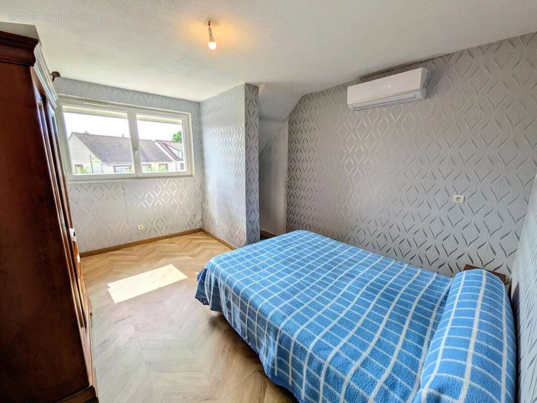 Maison 5 chambres – Commodités à pied ! - photo 11