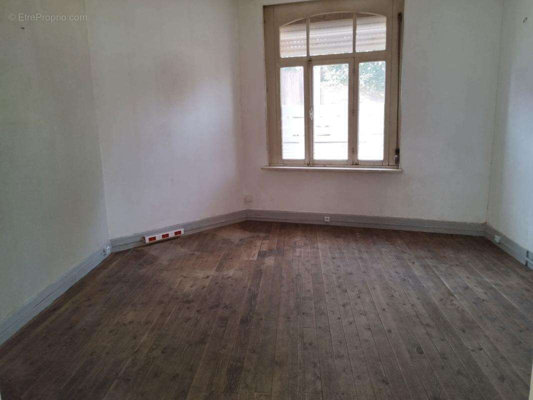 Maison à LE CATEAU-CAMBRESIS