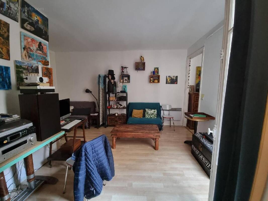 Photo 1 - Appartement à PARIS-18E