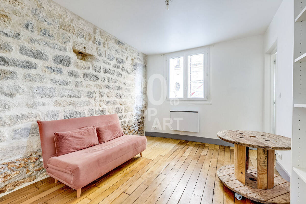 Appartement à PARIS-20E