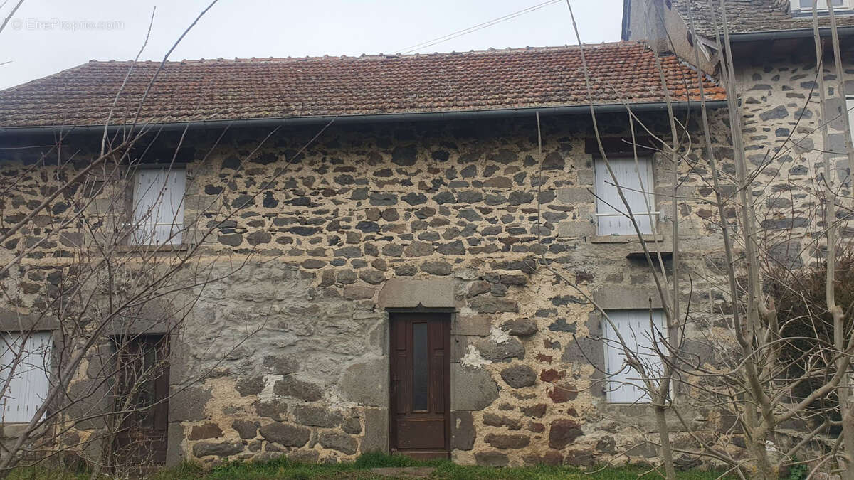 Maison à VALUEJOLS