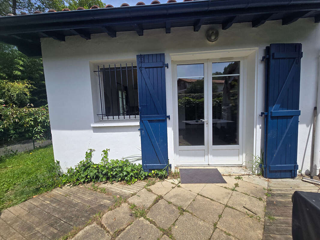 Appartement à URRUGNE