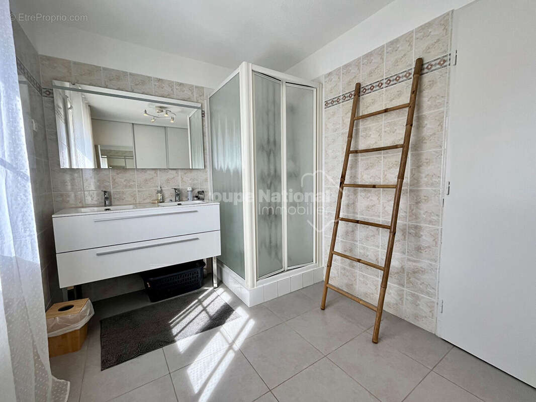 Maison à LES ANGLES