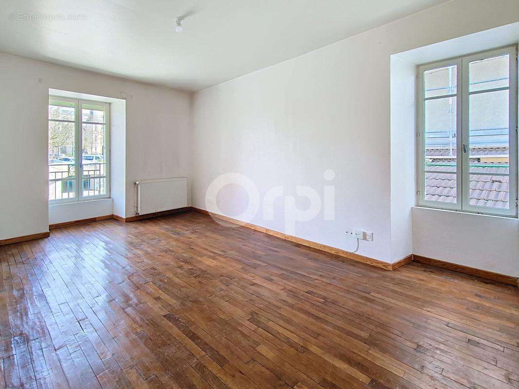 Appartement à CHAUMONT