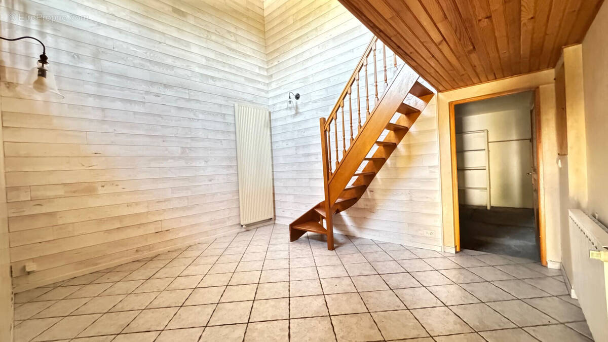 Maison à SAINT-ETIENNE-LES-REMIREMONT