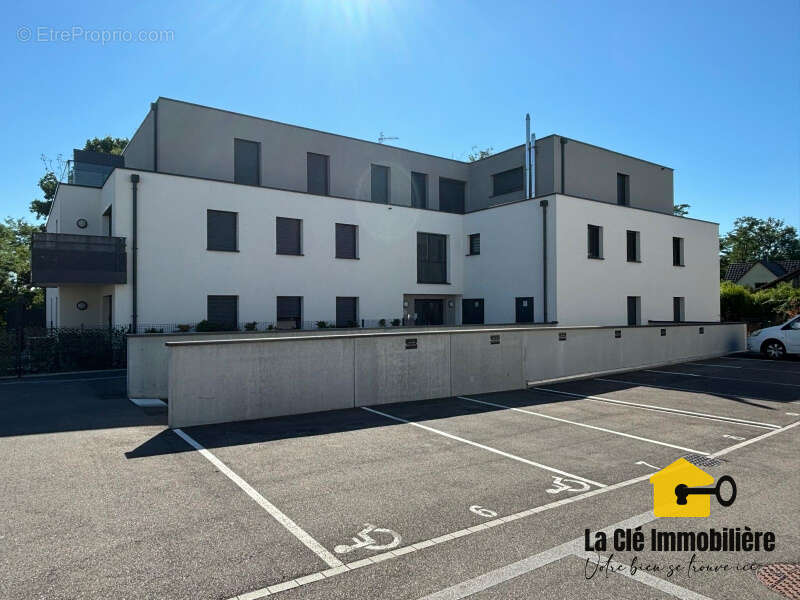Bartenheim   Superbe appartement 4 pièces de 84 m2 avec balcon, garage, cave et parking - photo 16