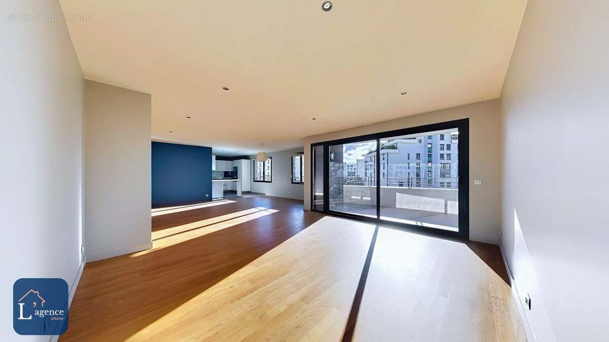 Appartement à SAINT-GENIS-POUILLY