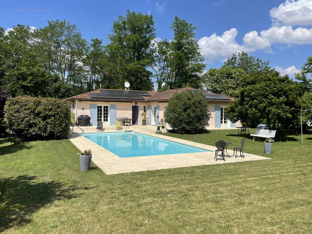 Maison à CASTELJALOUX