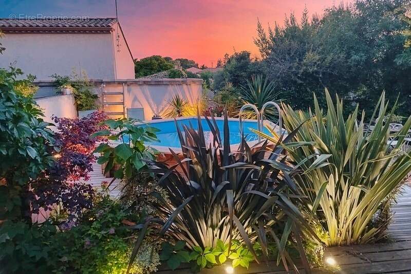 Maison à COURNONSEC