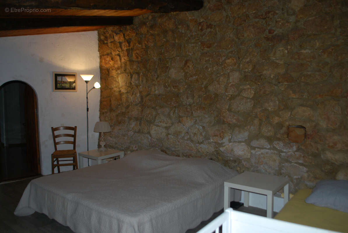 Maison à VILLECROZE