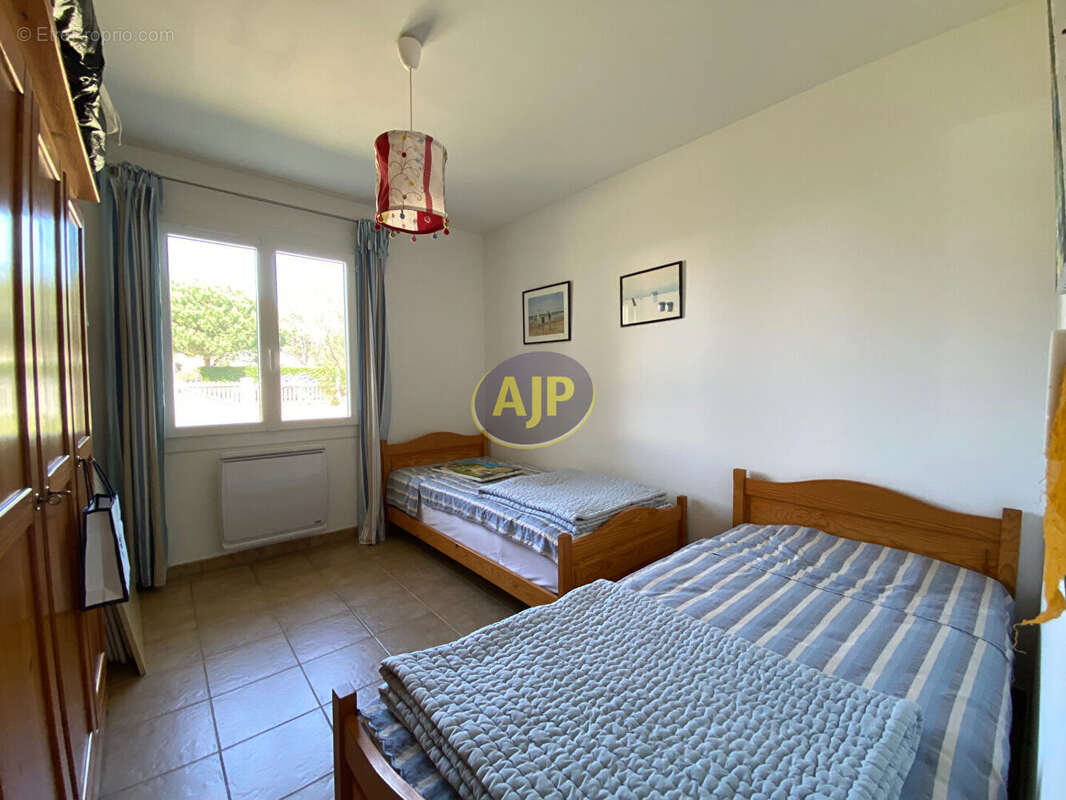 Maison à VENDAYS-MONTALIVET