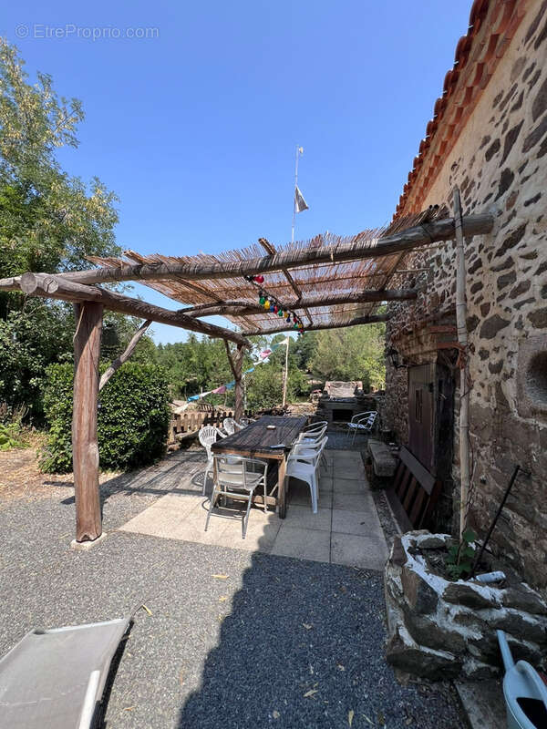 Maison en pierre, 3 chambres, terrain à perte de vue - photo 4