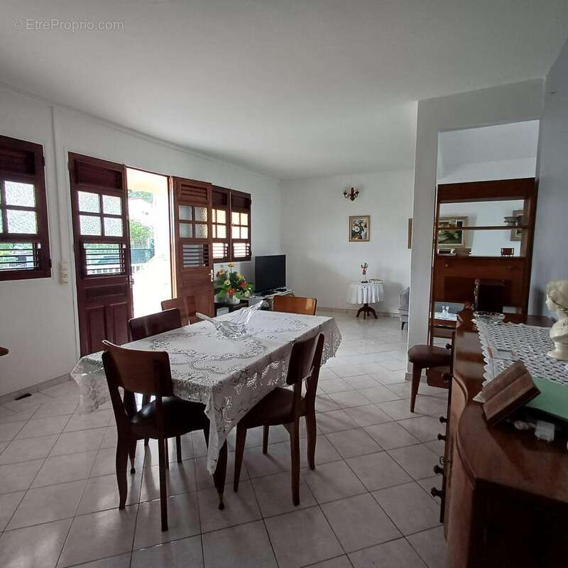 Photo 5 - Maison à FORT-DE-FRANCE