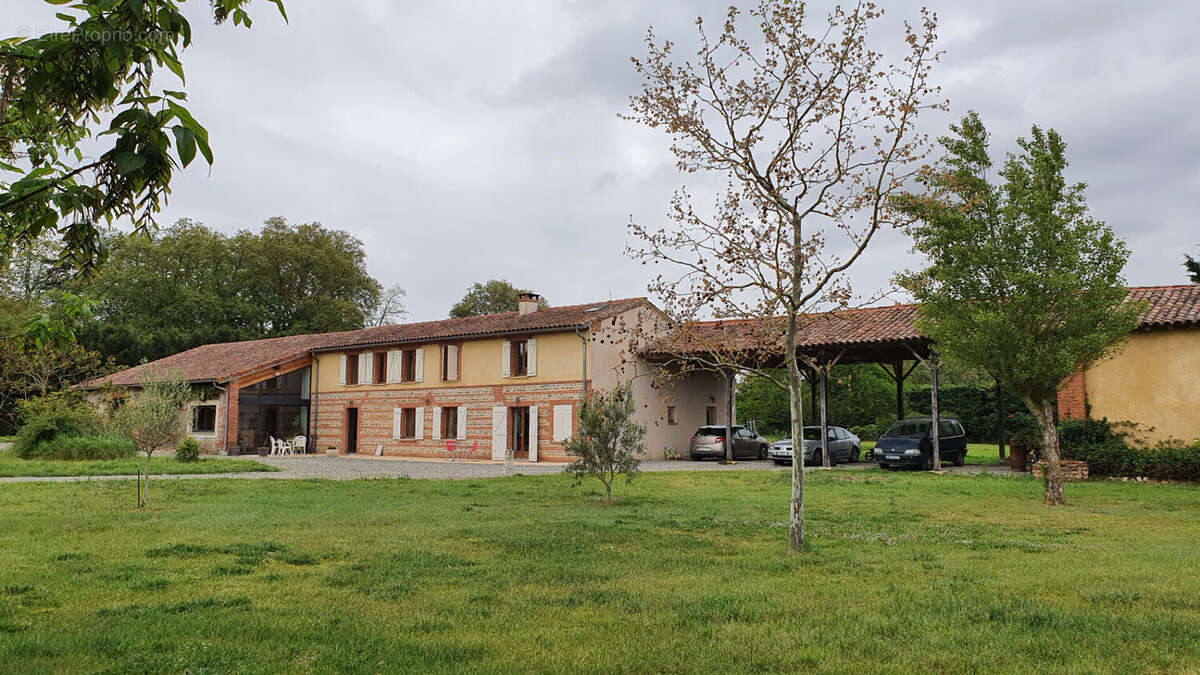 Maison à PEYSSIES