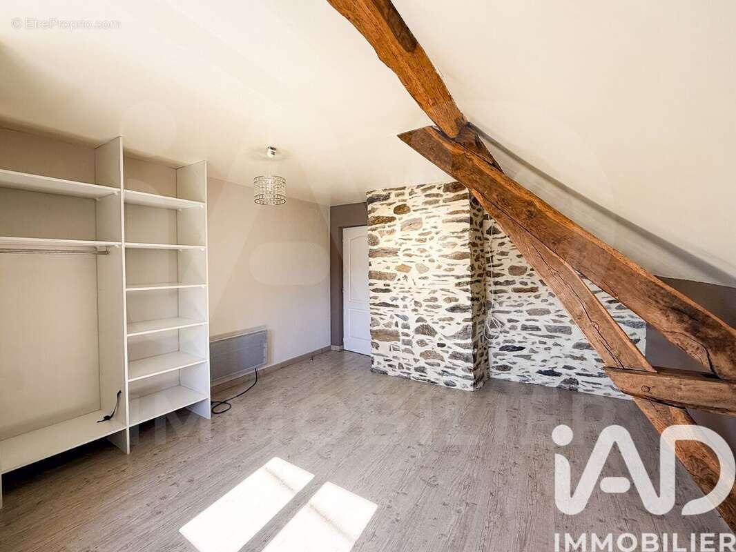 Photo 6 - Maison à LAGRAULIERE