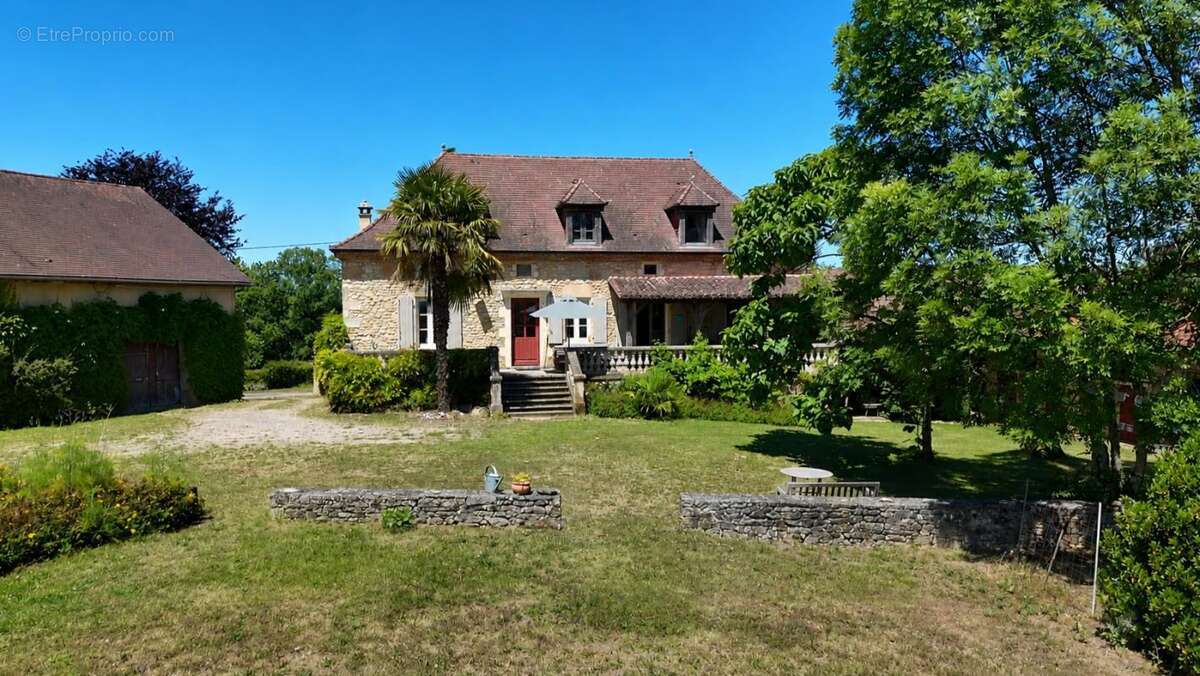Authentique propriété de caractère du XIX siècle - photo 18