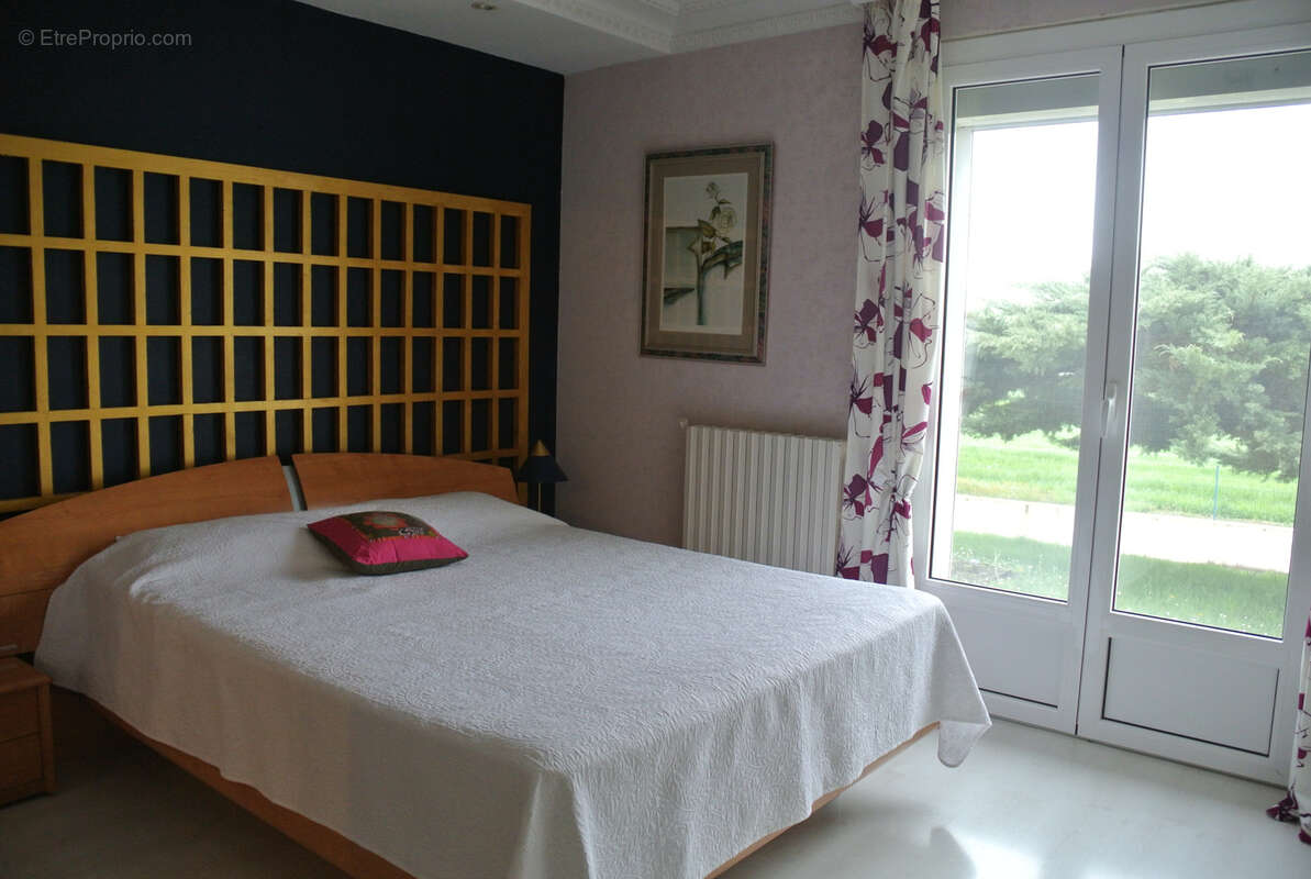 Maison à MIRAMONT-DE-GUYENNE