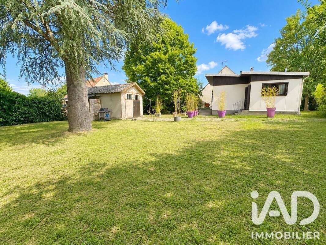 Maison 50 m² à Saint-Arnoult-En-Yvelines  - photo 2