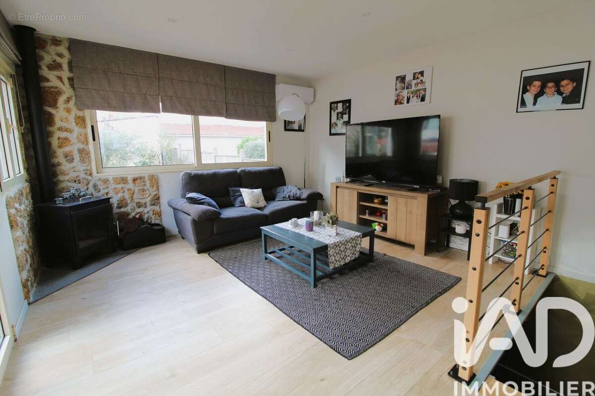 Photo 4 - Maison à VILLENEUVE-LE-ROI