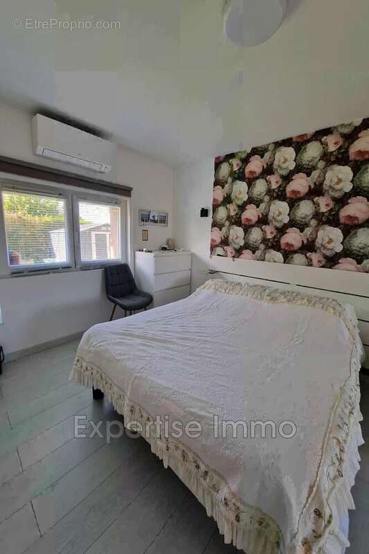 Maison 180 m² à Sainte-Croix-En-Plaine  - photo 8